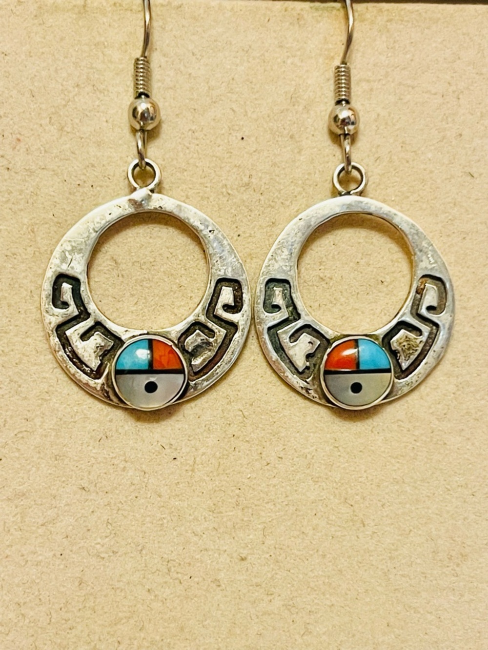 VTG NATIVE AMERICAN ZUNI Sterling Silver Sun FACE Earrings Turquoise
Coral MOP - Picture 2 of 6